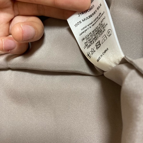 Silk Maison brand new dress - Picture 7 of 7